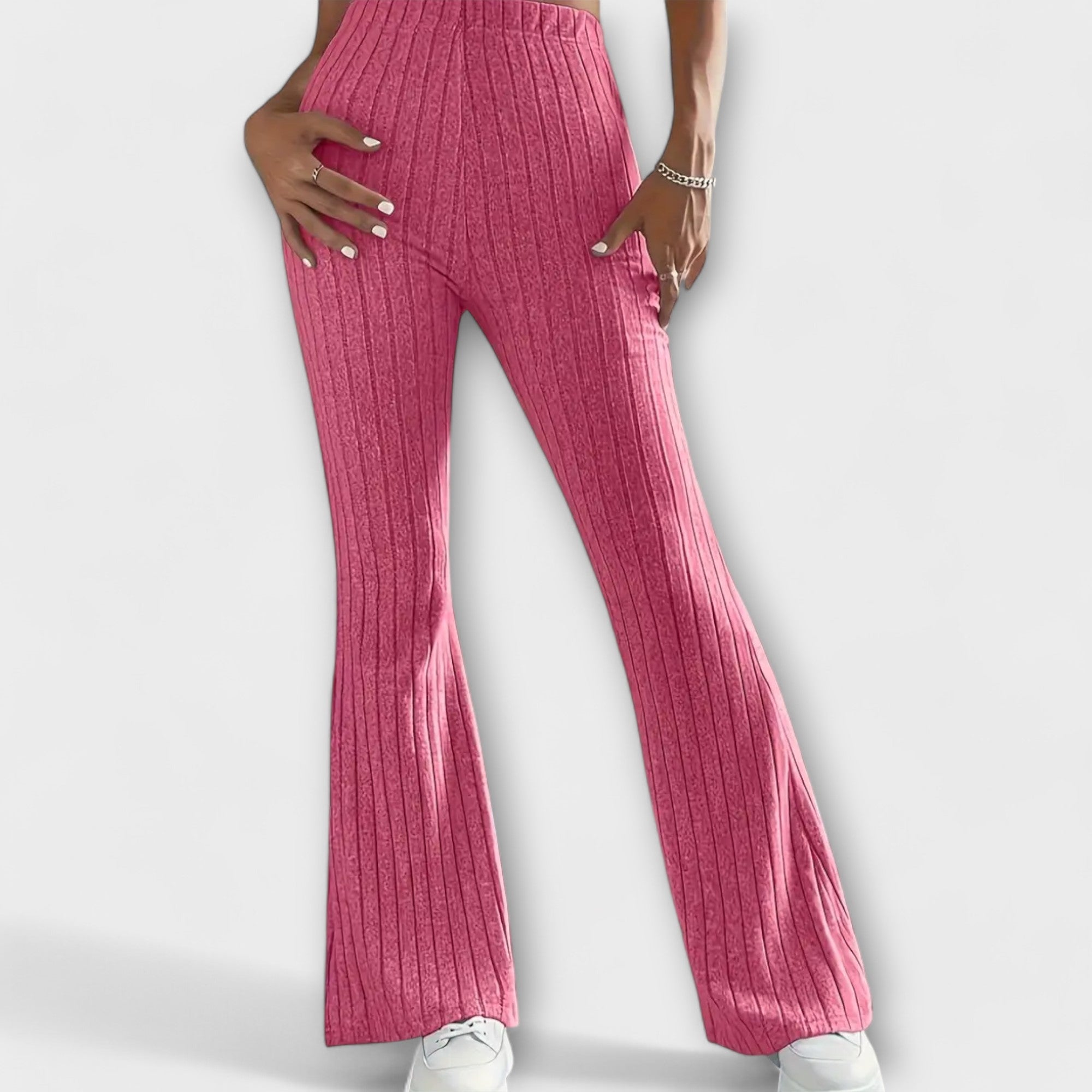 Jennifer - Elegante uitlopende broek