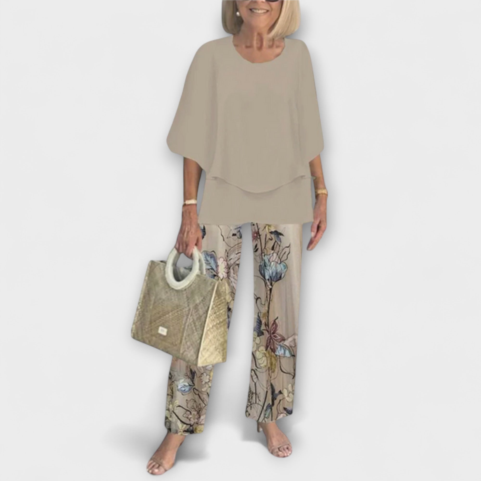 Rosamund - Moderne set met comfortabele blouse en broek