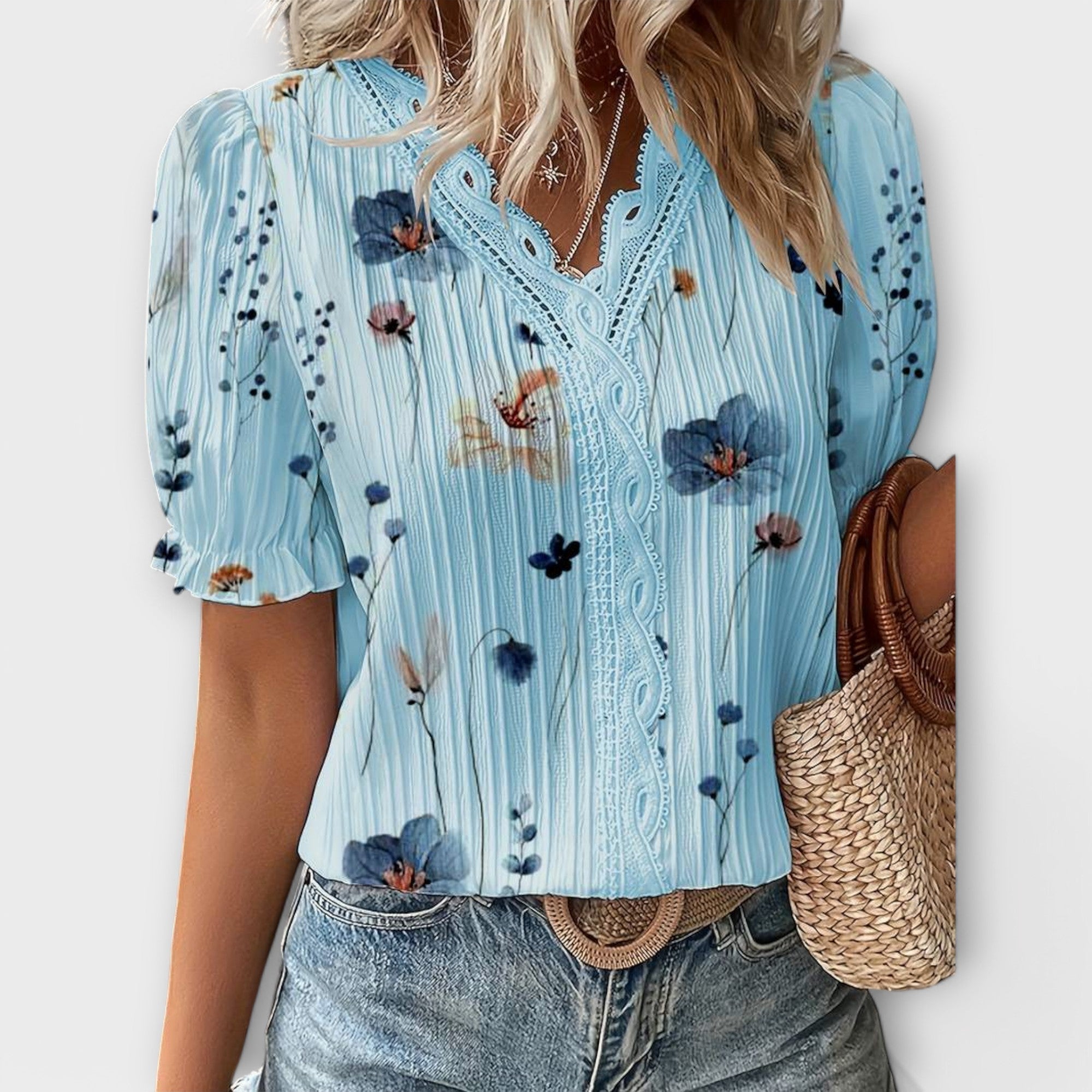 Emily - Modieuze blouse met puntige halslijn