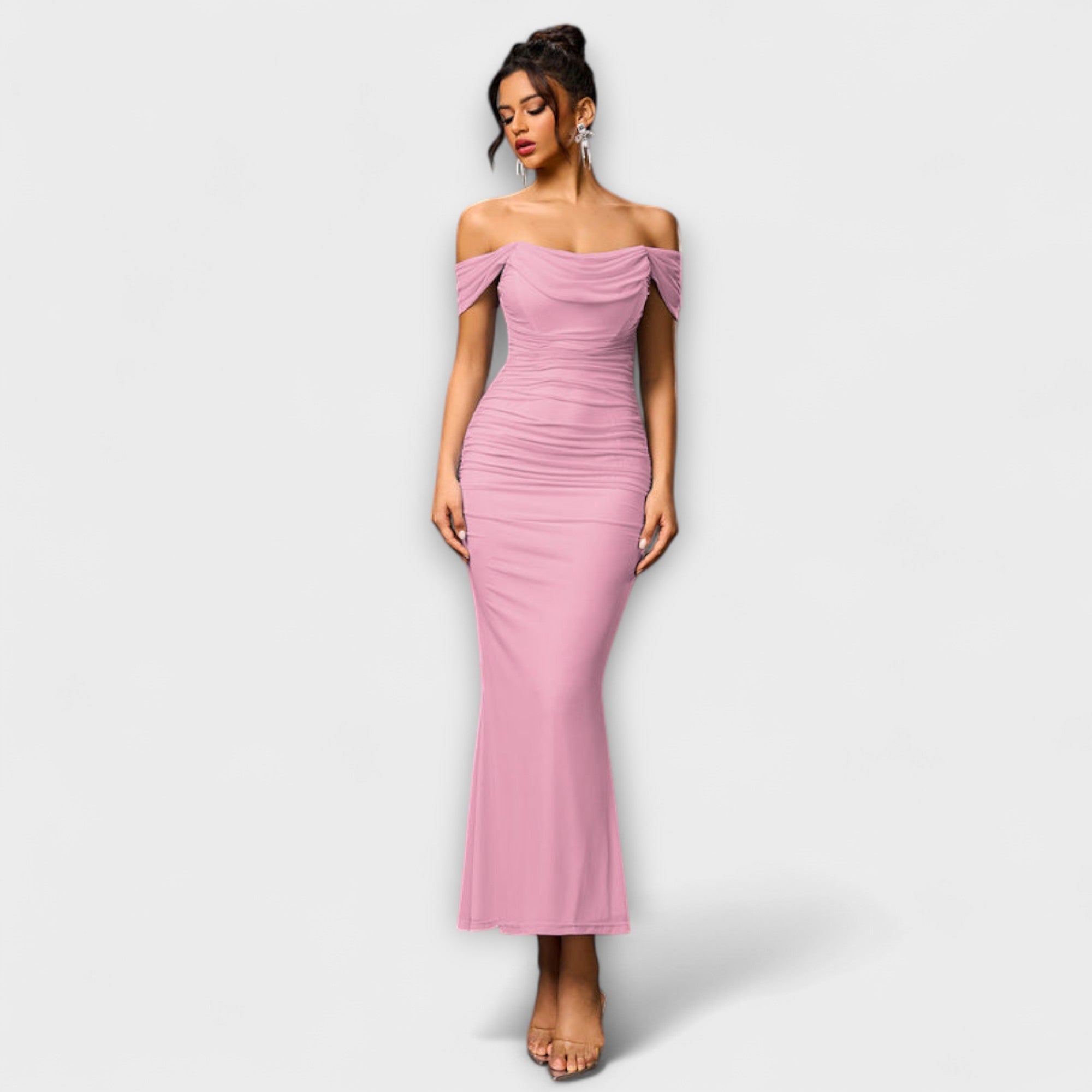 Ione - Off-Shoulder Ruches Bodycon Jurk