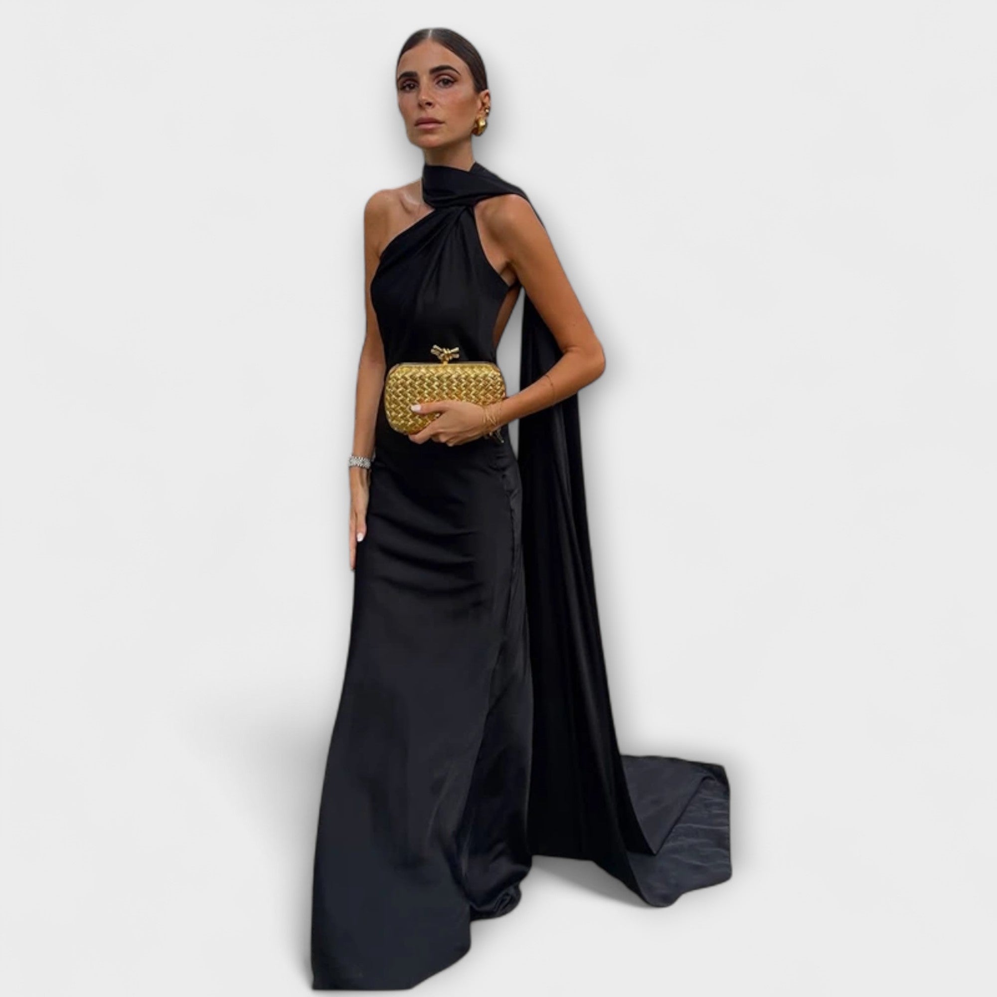 Elegantes, schulterfreies Neckholder-Maxikleid