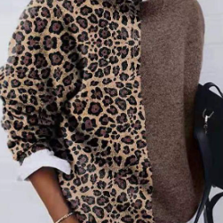 Marina - Brauner Pullover mit Leo-Ärmeln