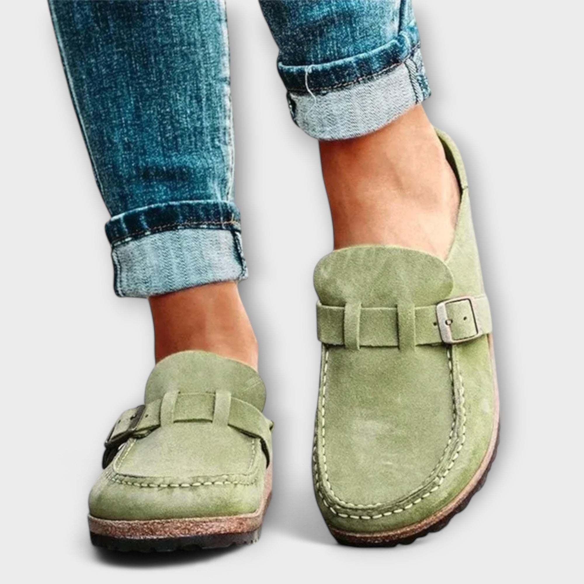 Orthopedische damesmocassins met decoratieve gesp