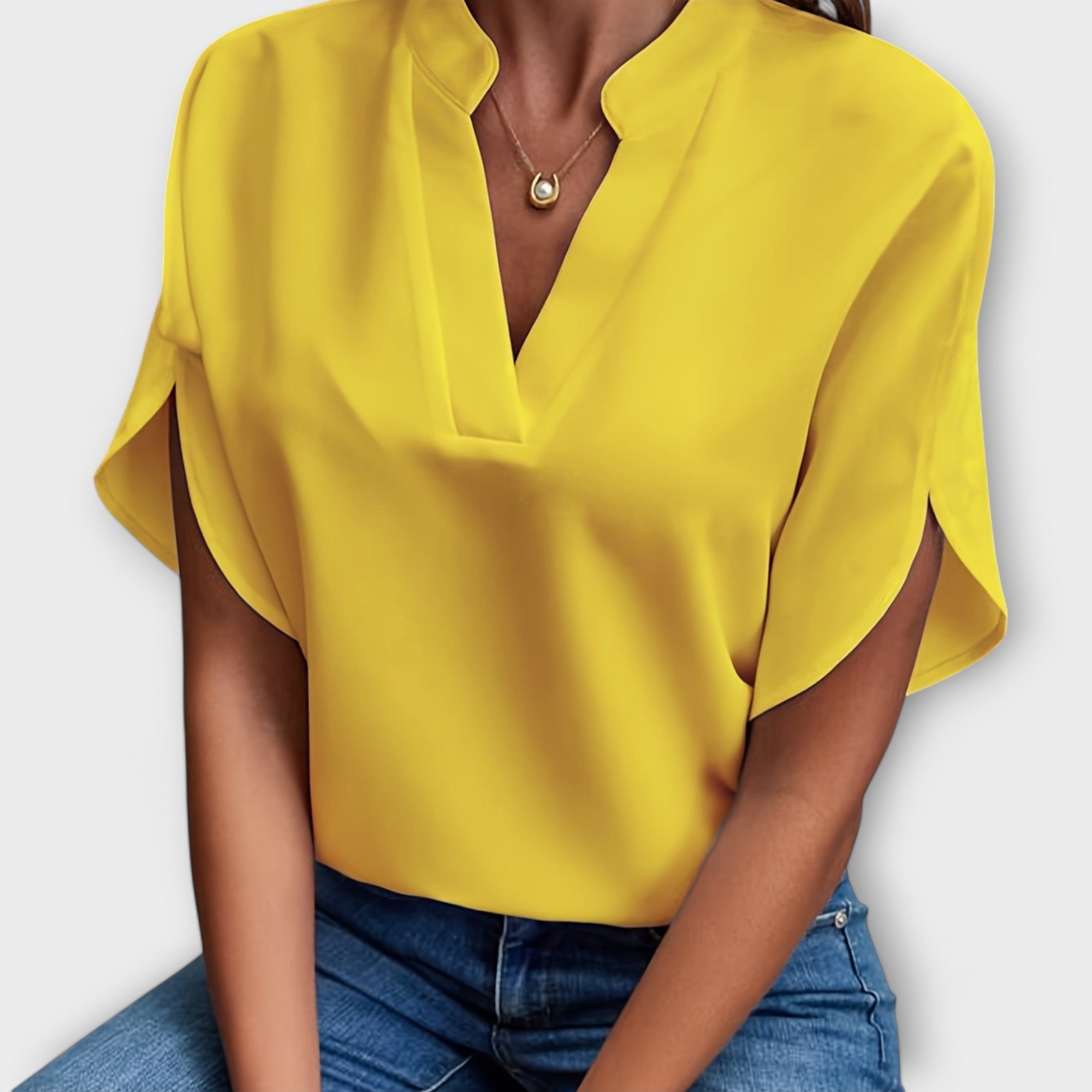 Vivi - Elegante, lichte damesblouse