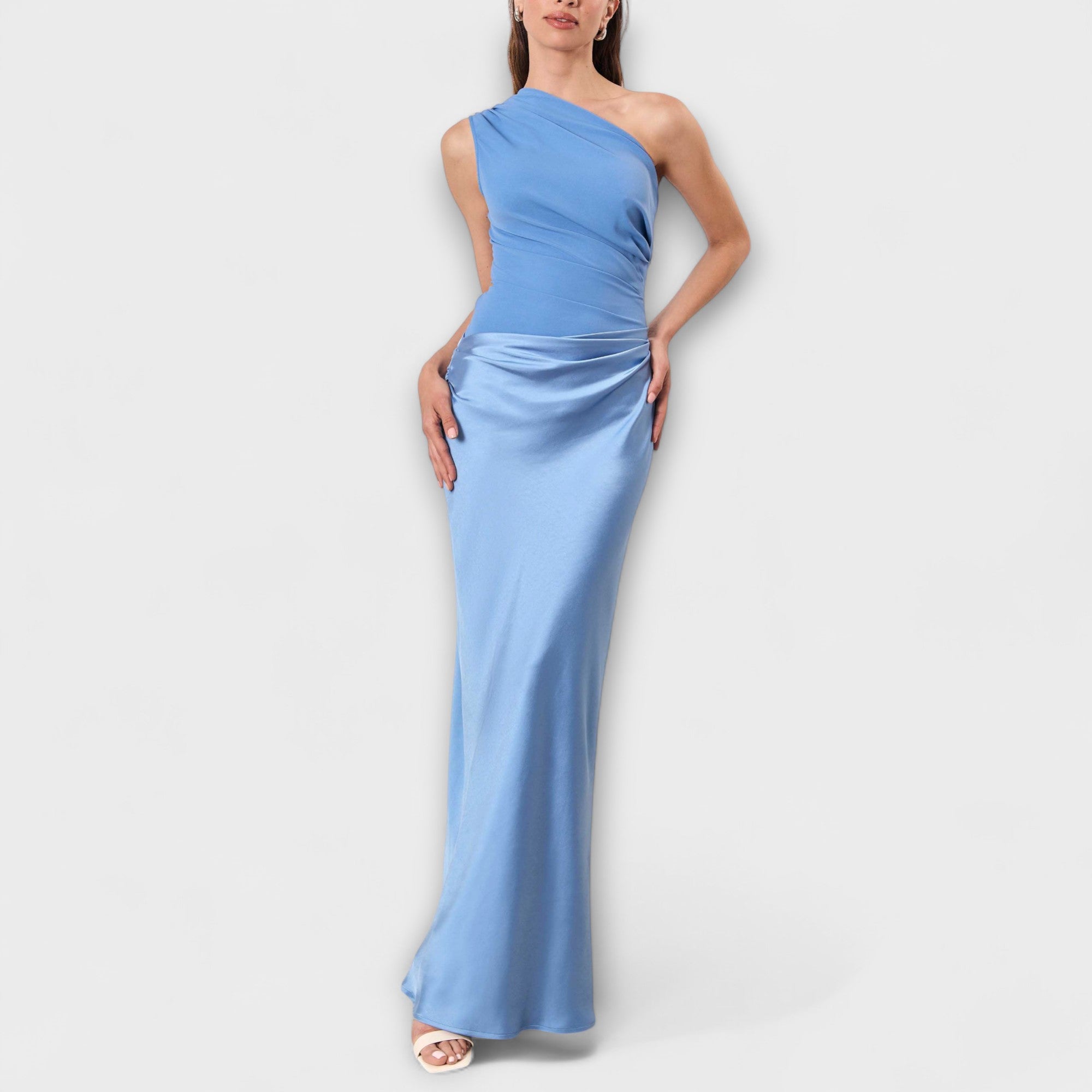 Elegante Maxi Jurk met Eén Schouder en Plooi