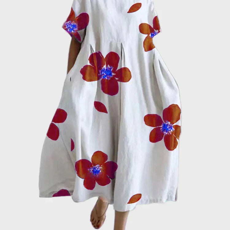 Weisses Kleid mit grünen Blüten