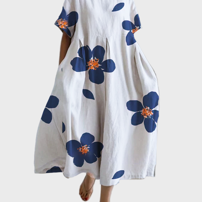 Weisses Kleid mit grünen Blüten