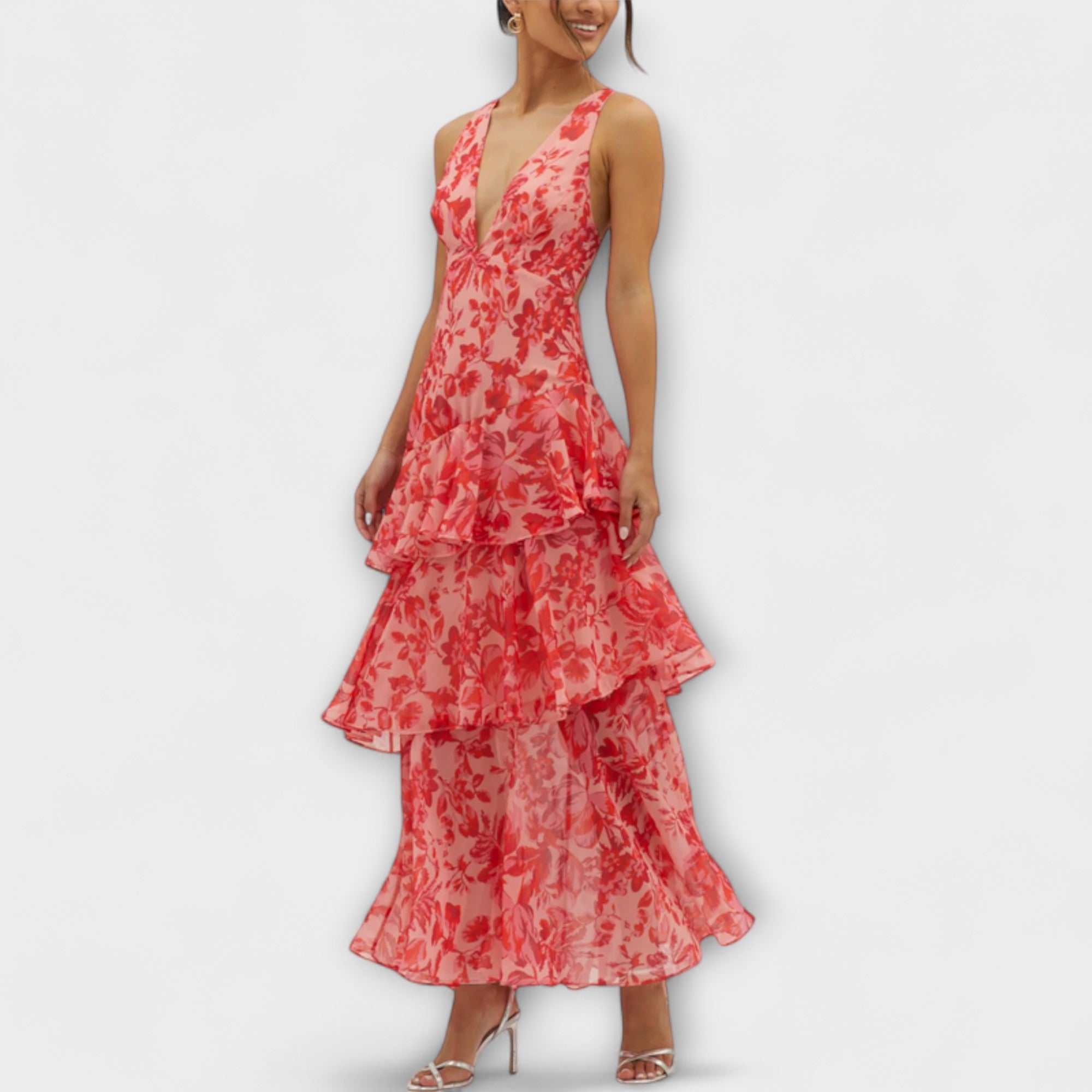 Domenica – Chiffonkleid mit V-Ausschnitt und fließenden Lagen
